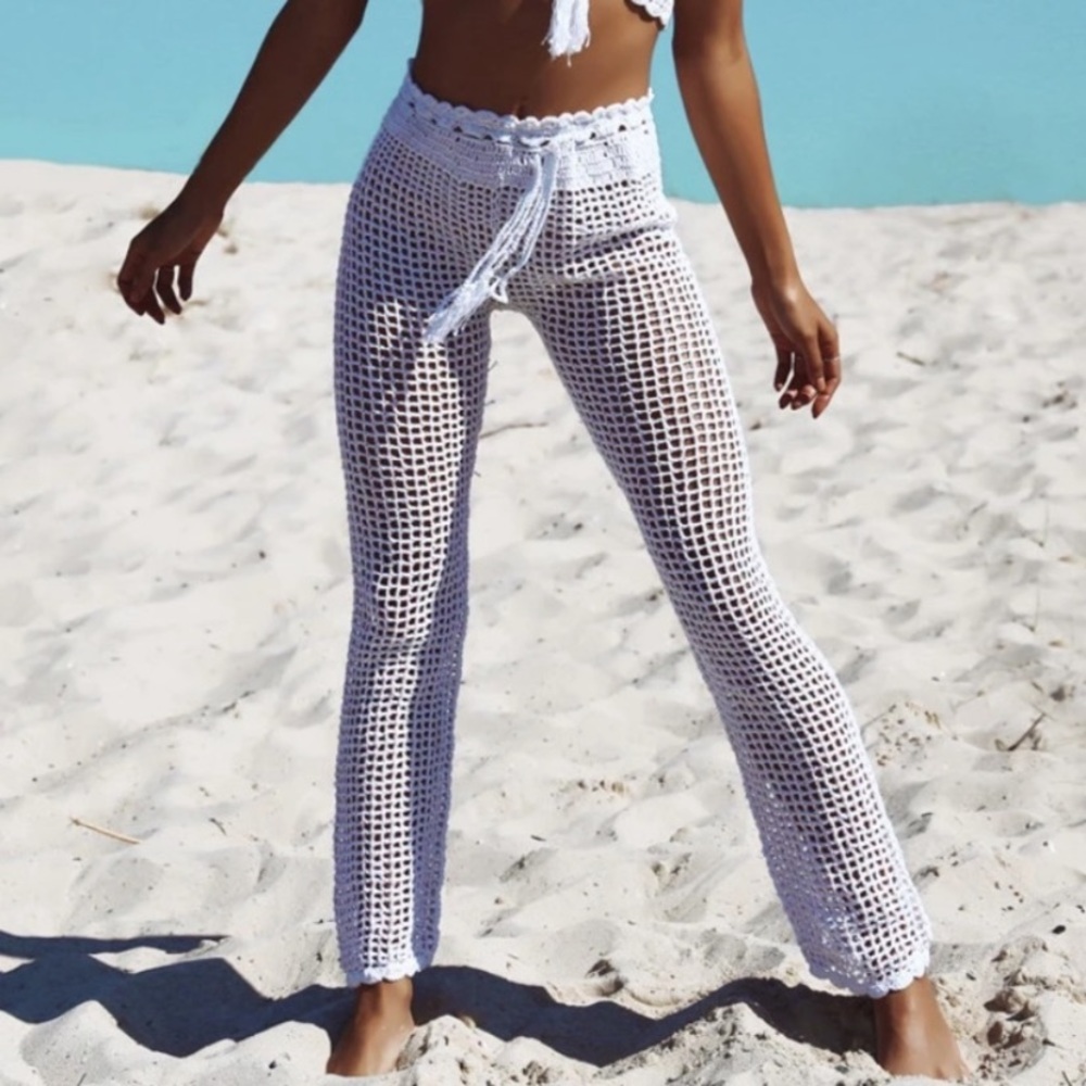 White andi bagus crotchet swim pants